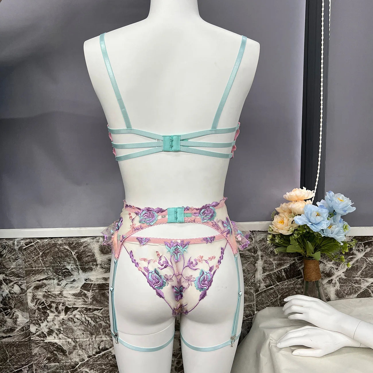 Hot Sexy lingerie Embroidered patchwork straps erotic lingerie