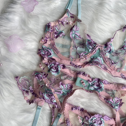 Hot Sexy lingerie Embroidered patchwork straps erotic lingerie