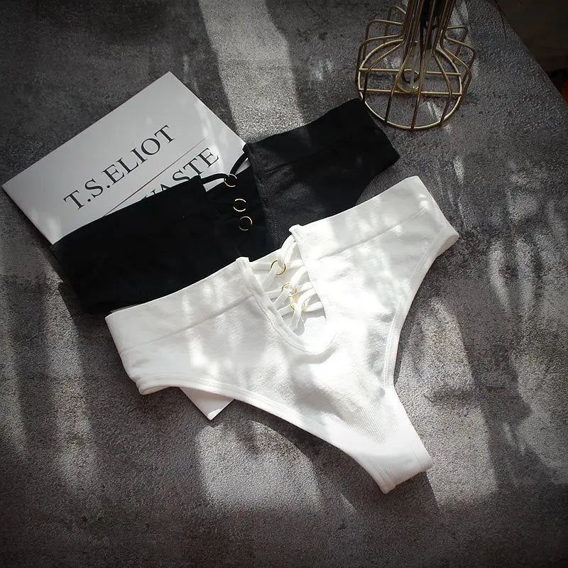 Low-Waist Temptation Briefs Thong Panties
