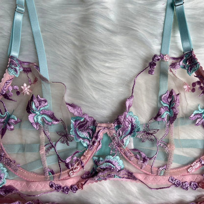 Hot Sexy lingerie Embroidered patchwork straps erotic lingerie